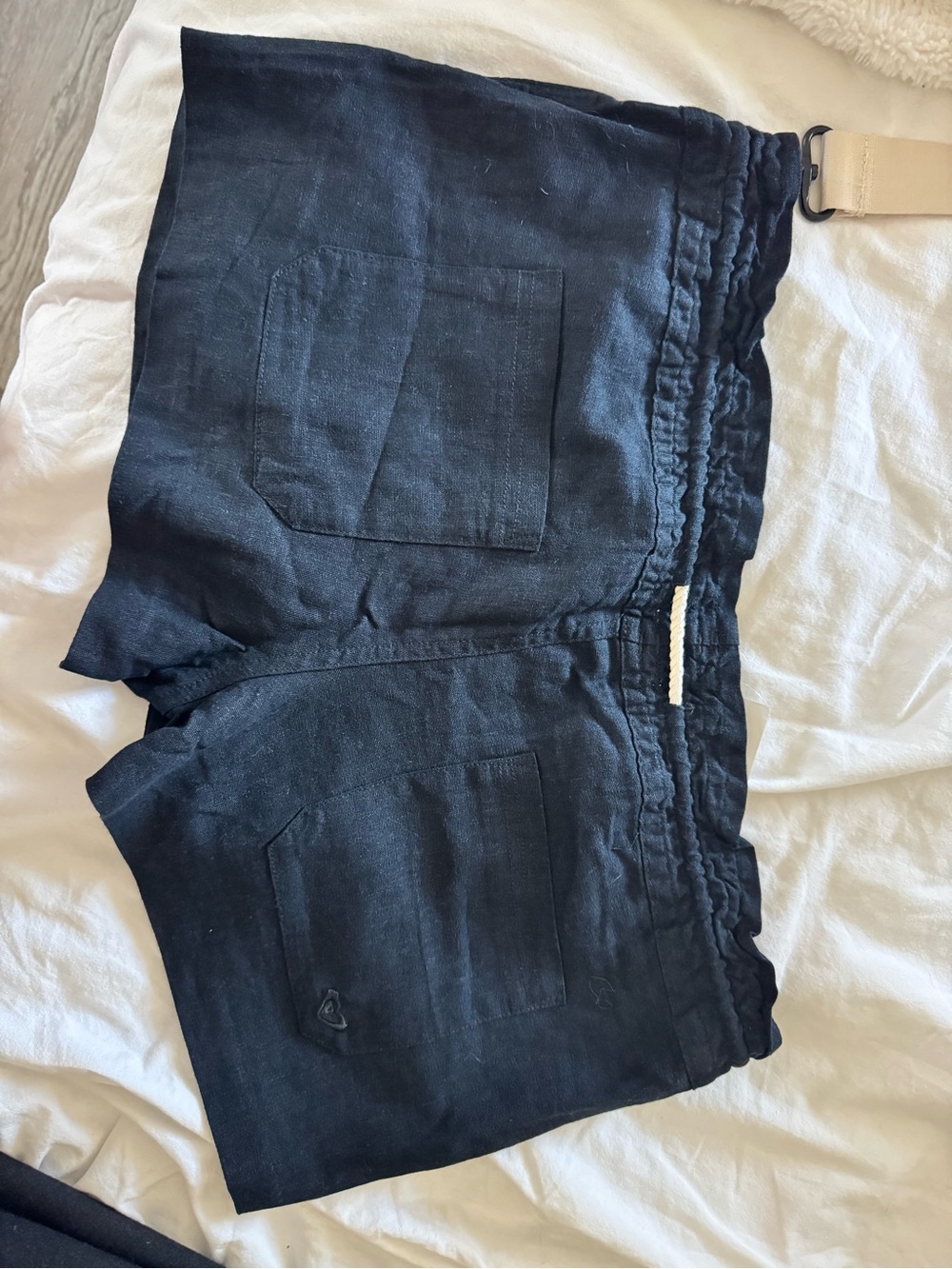 Roxy Black Linen-Blend Drawstring Shorts (NWT) - Picture 2 of 2